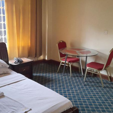 New Jbk Hotel Kampala Exteriér fotografie