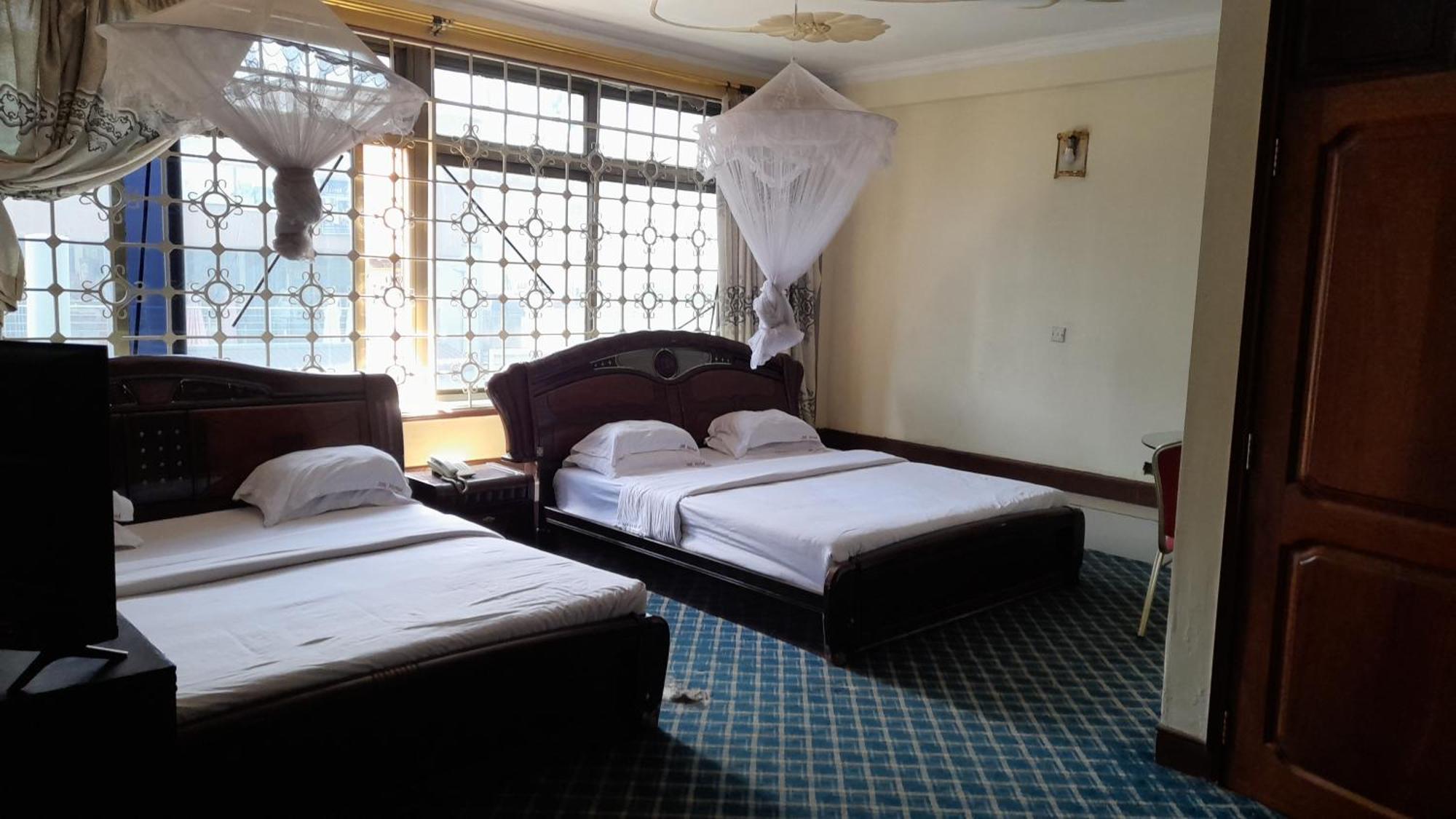 New Jbk Hotel Kampala Exteriér fotografie