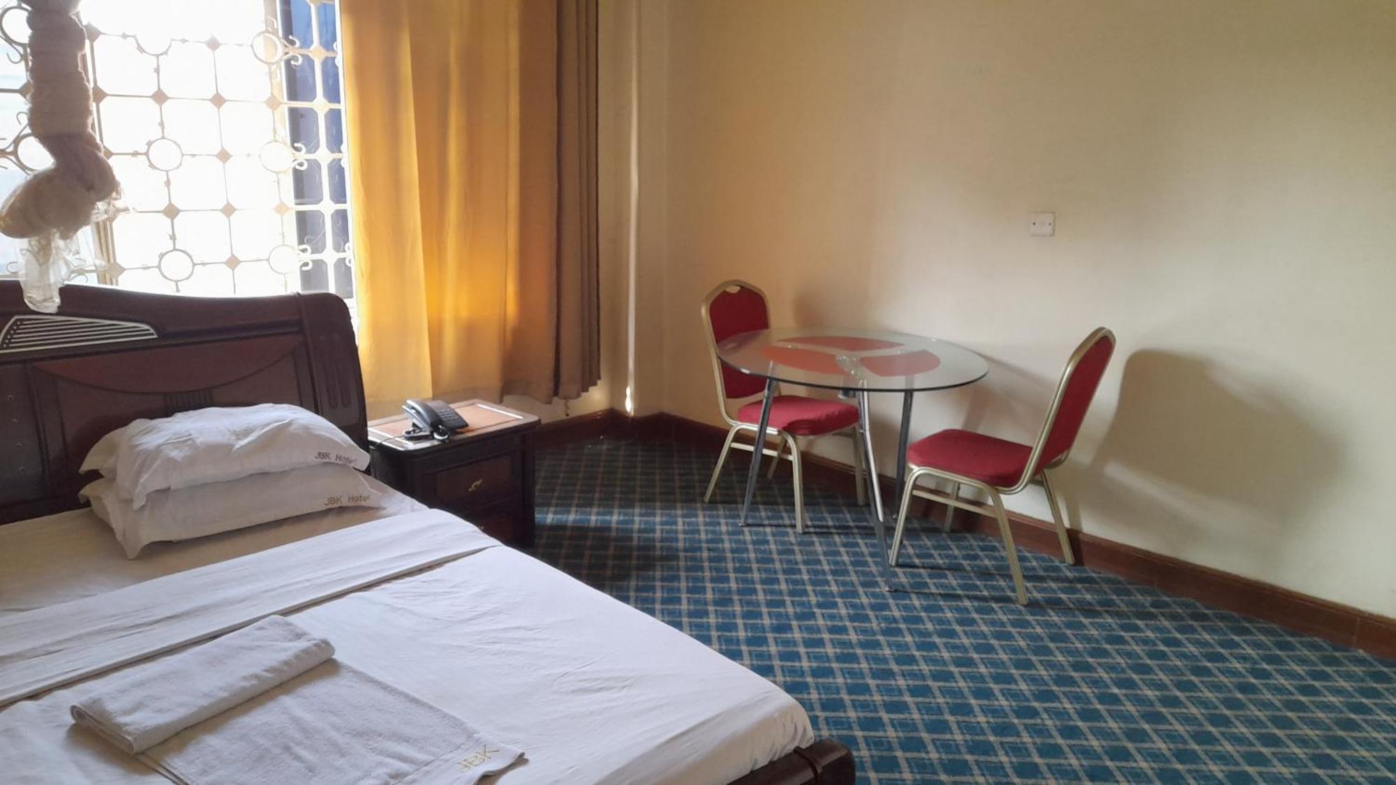 New Jbk Hotel Kampala Exteriér fotografie