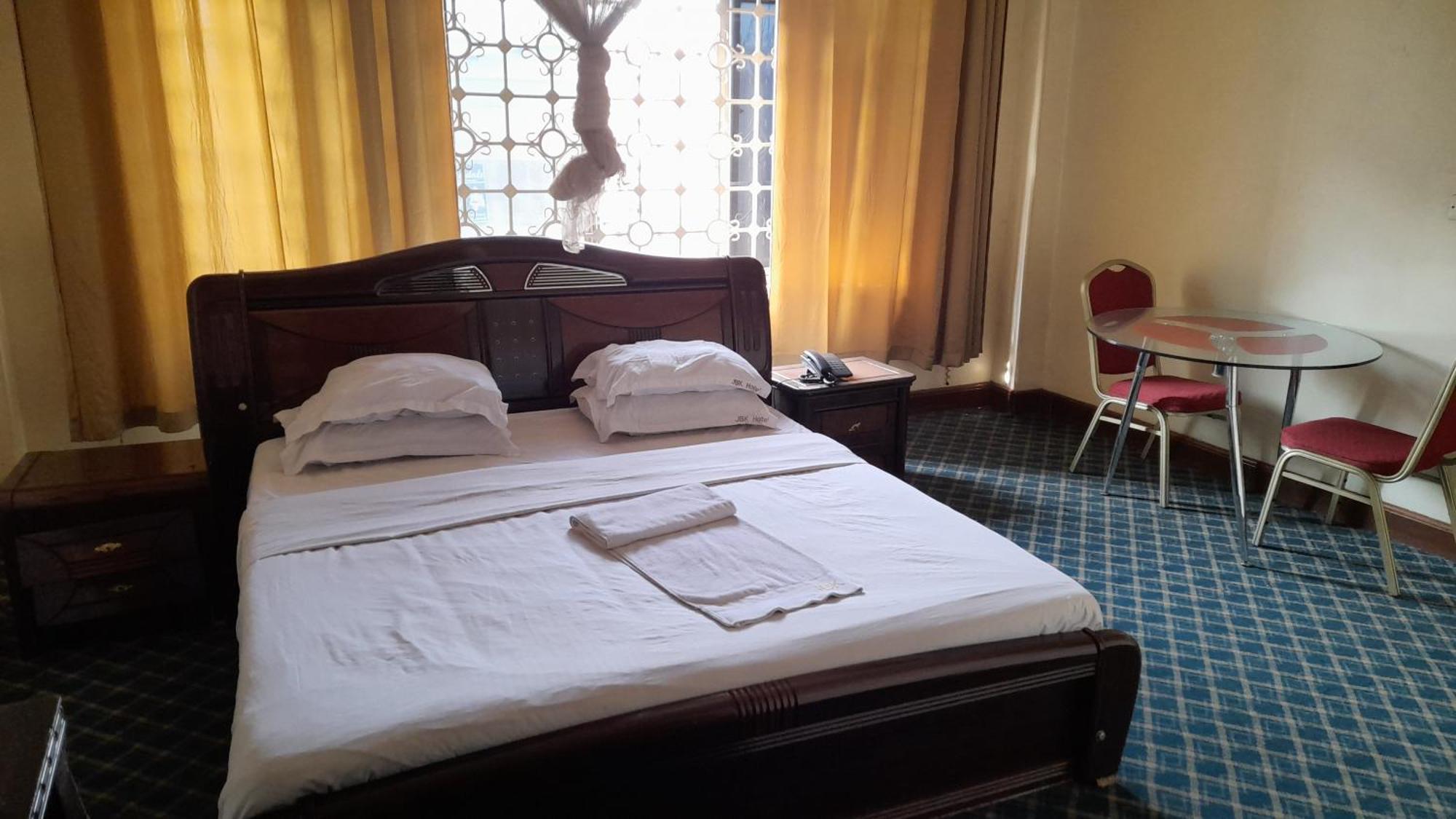 New Jbk Hotel Kampala Exteriér fotografie